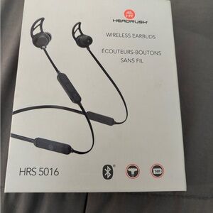 Black Wireless Earbuds